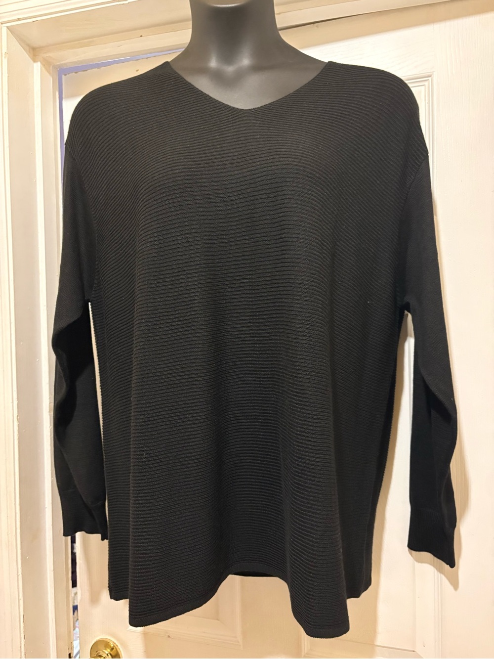 Ella Moss Black Crewneck Pullover